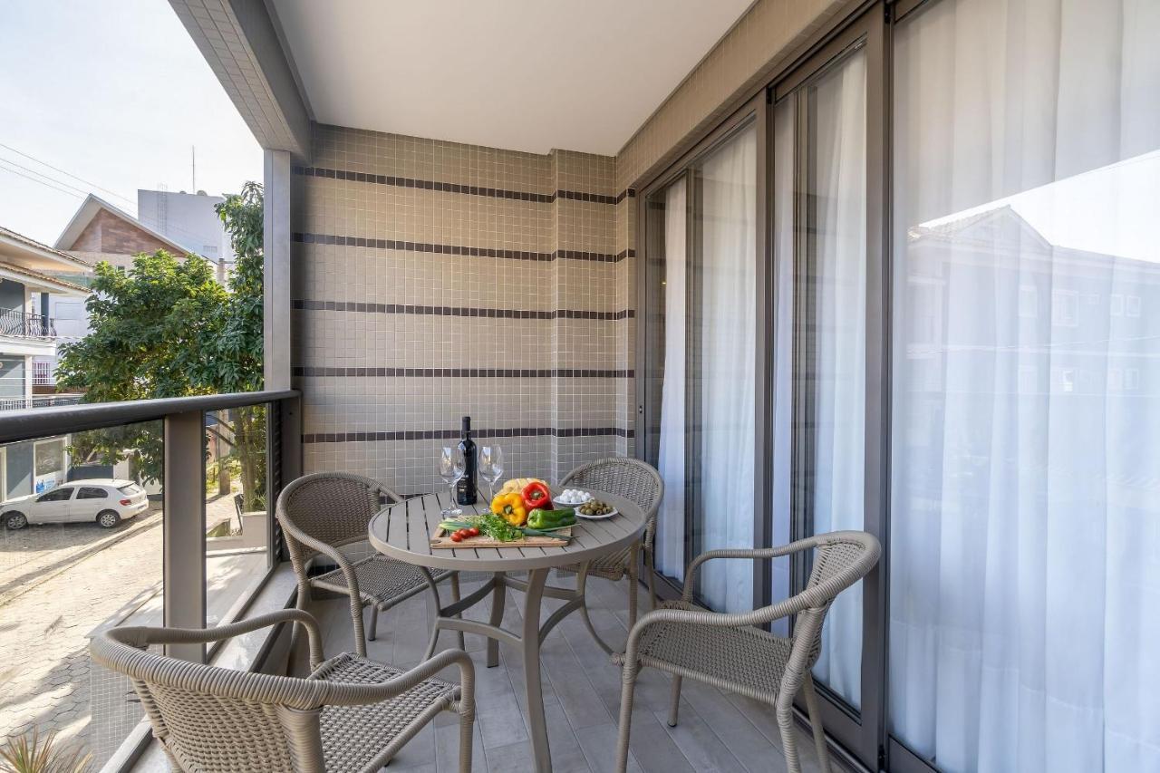 Porto Madero - Apartamento Alto Padrao Em Condo Com Piscina Bombinhas Extérieur photo